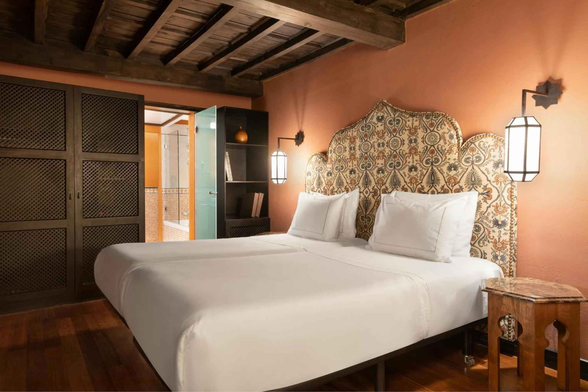 Hotel Palacio De Santa Paula, Autograph Collection 5*