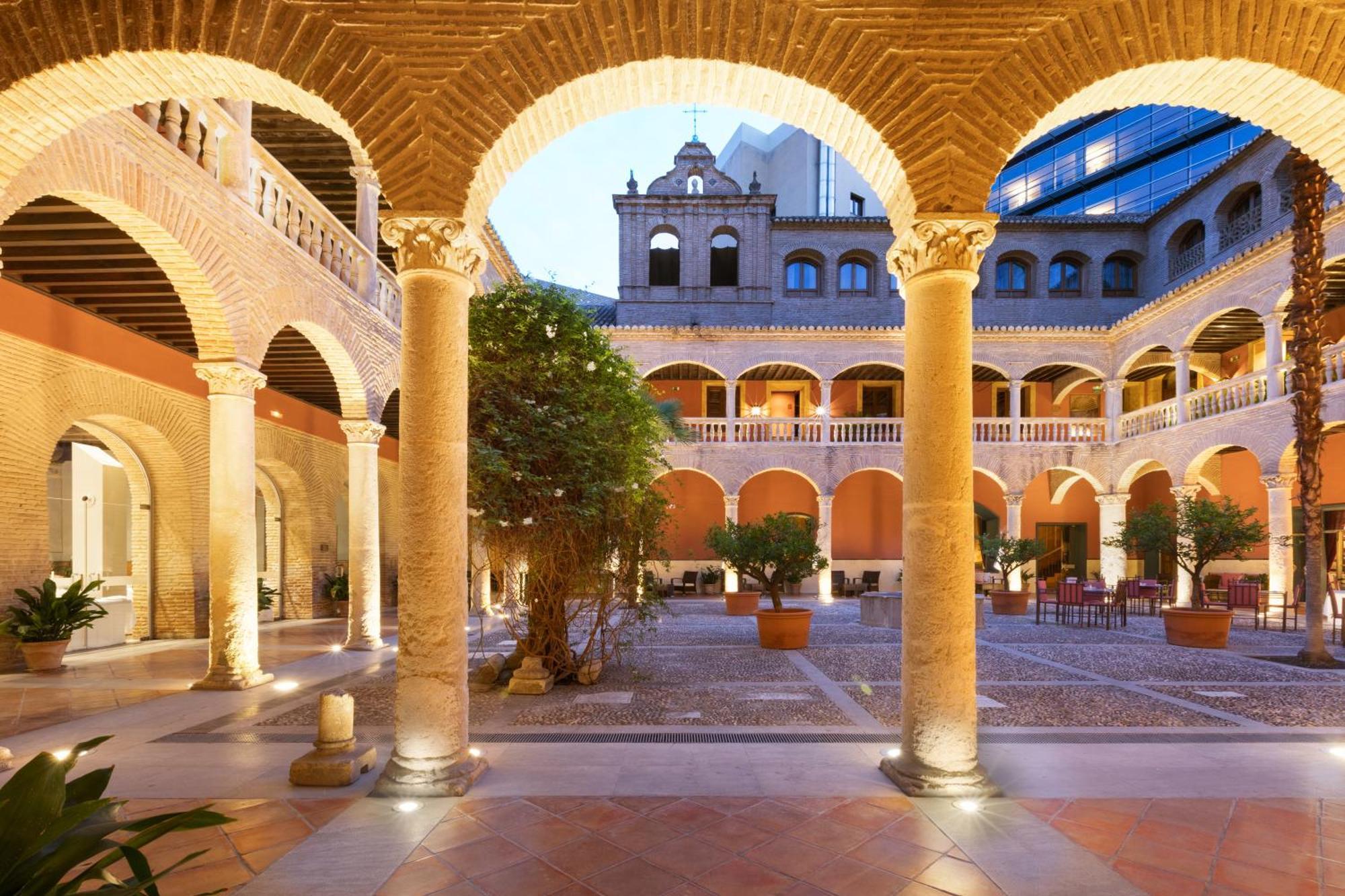 Palacio De Santa Paula, Autograph Collection Granada