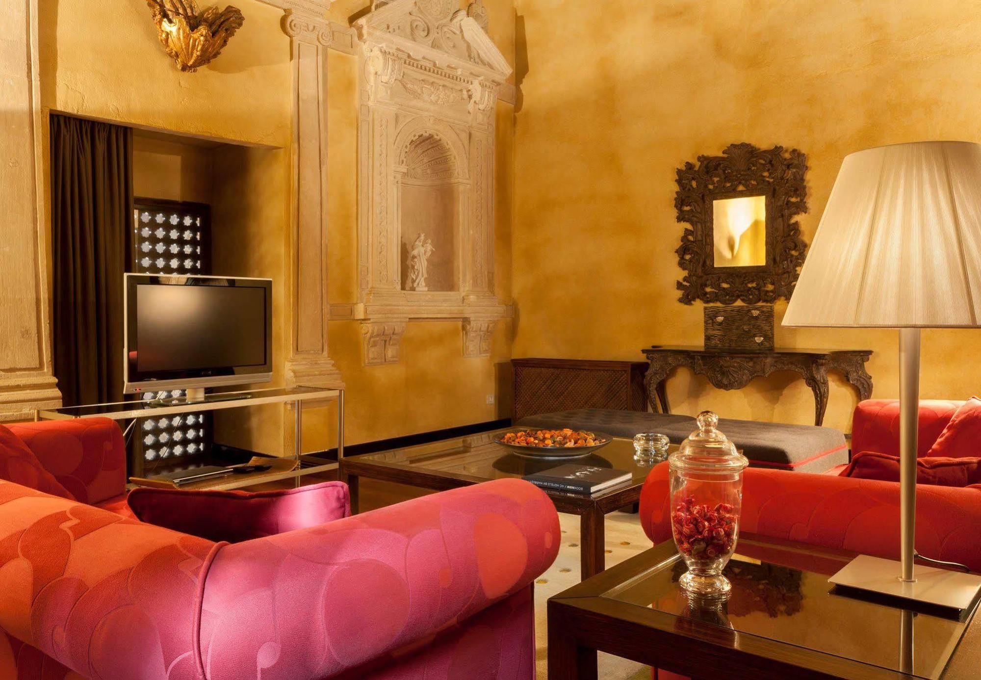 Hotel Palacio De Santa Paula, Autograph Collection 5*